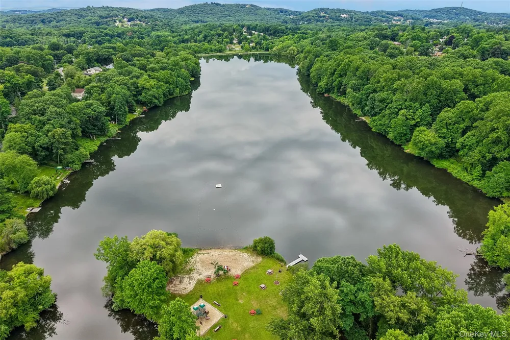 5 Lacona Road Mahopac, NY 10541