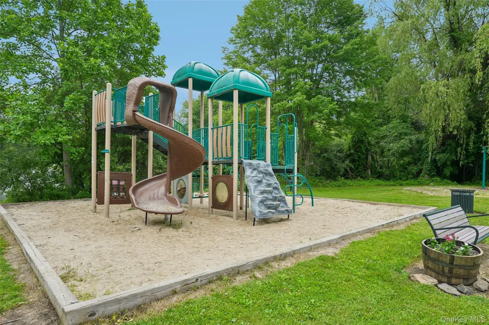 5 Lacona Road Mahopac, NY 10541