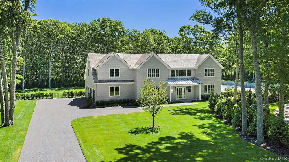 225 Norris Lane Bridgehampton, NY 11932