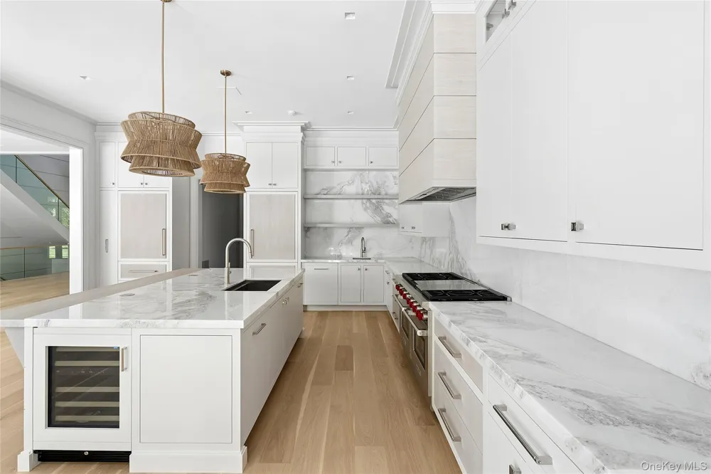 225 Norris Lane Bridgehampton, NY 11932