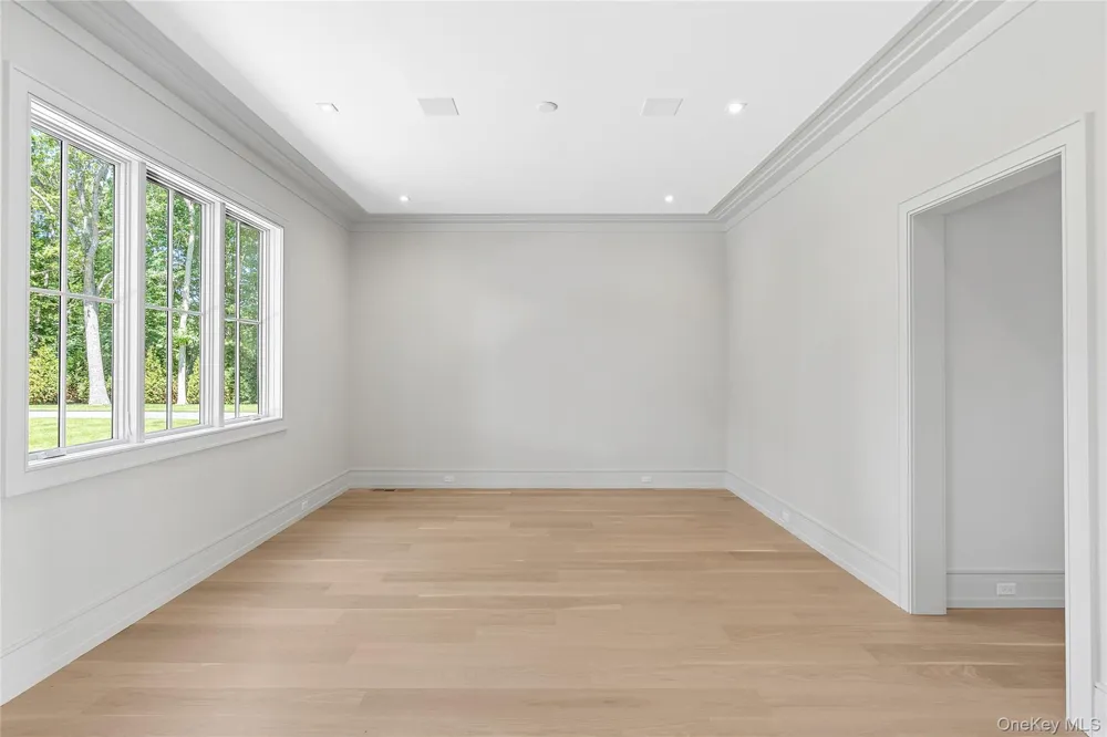 225 Norris Lane Bridgehampton, NY 11932