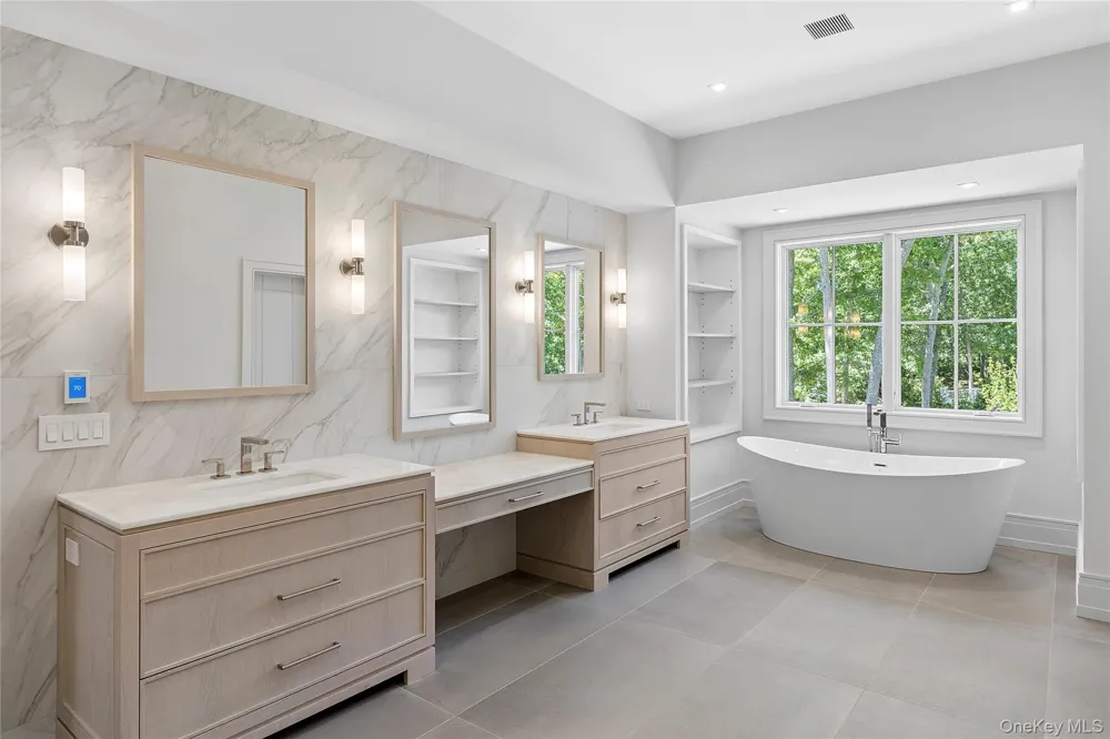 225 Norris Lane Bridgehampton, NY 11932