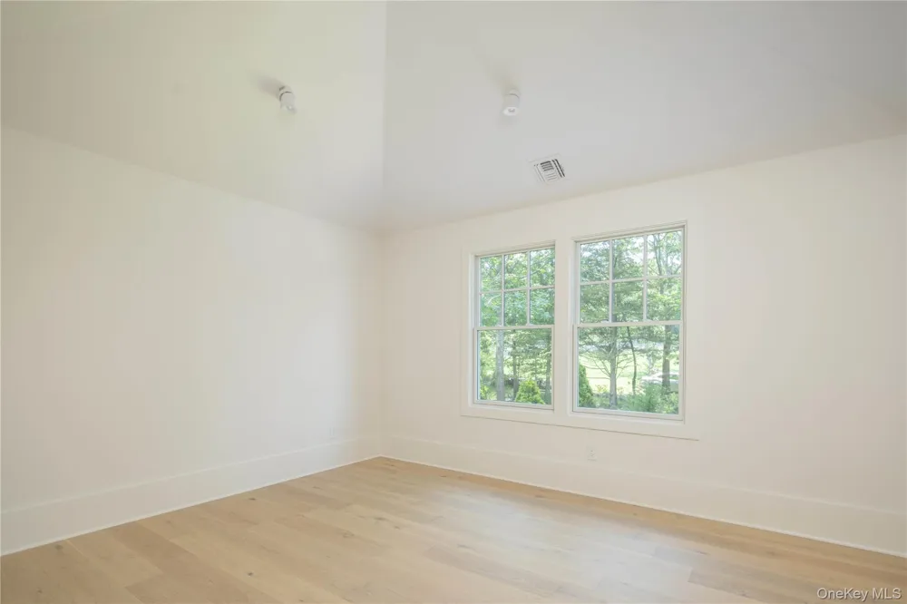 205 Kats Court East Marion, NY 11939