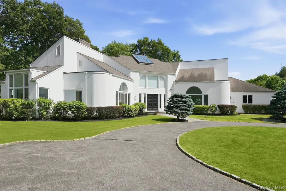 6 Hunting Trail Armonk, NY 10504