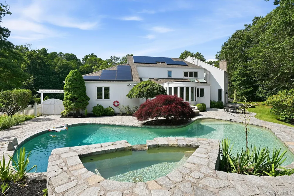 6 Hunting Trail Armonk, NY 10504