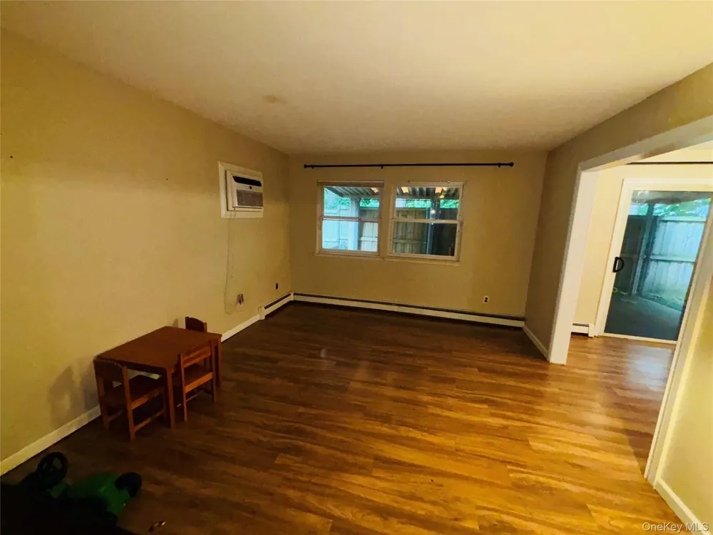 3 Altamont Avenue Sea Cliff, NY 11579