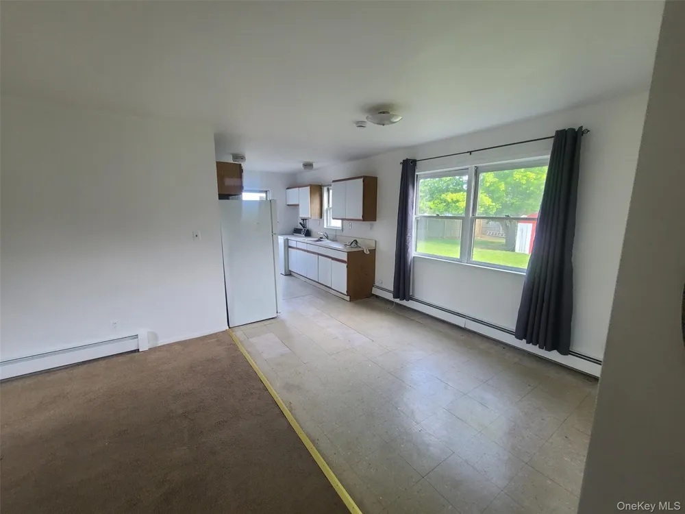 4 E Walnut Street #Floor 1 Central Islip, NY 11722