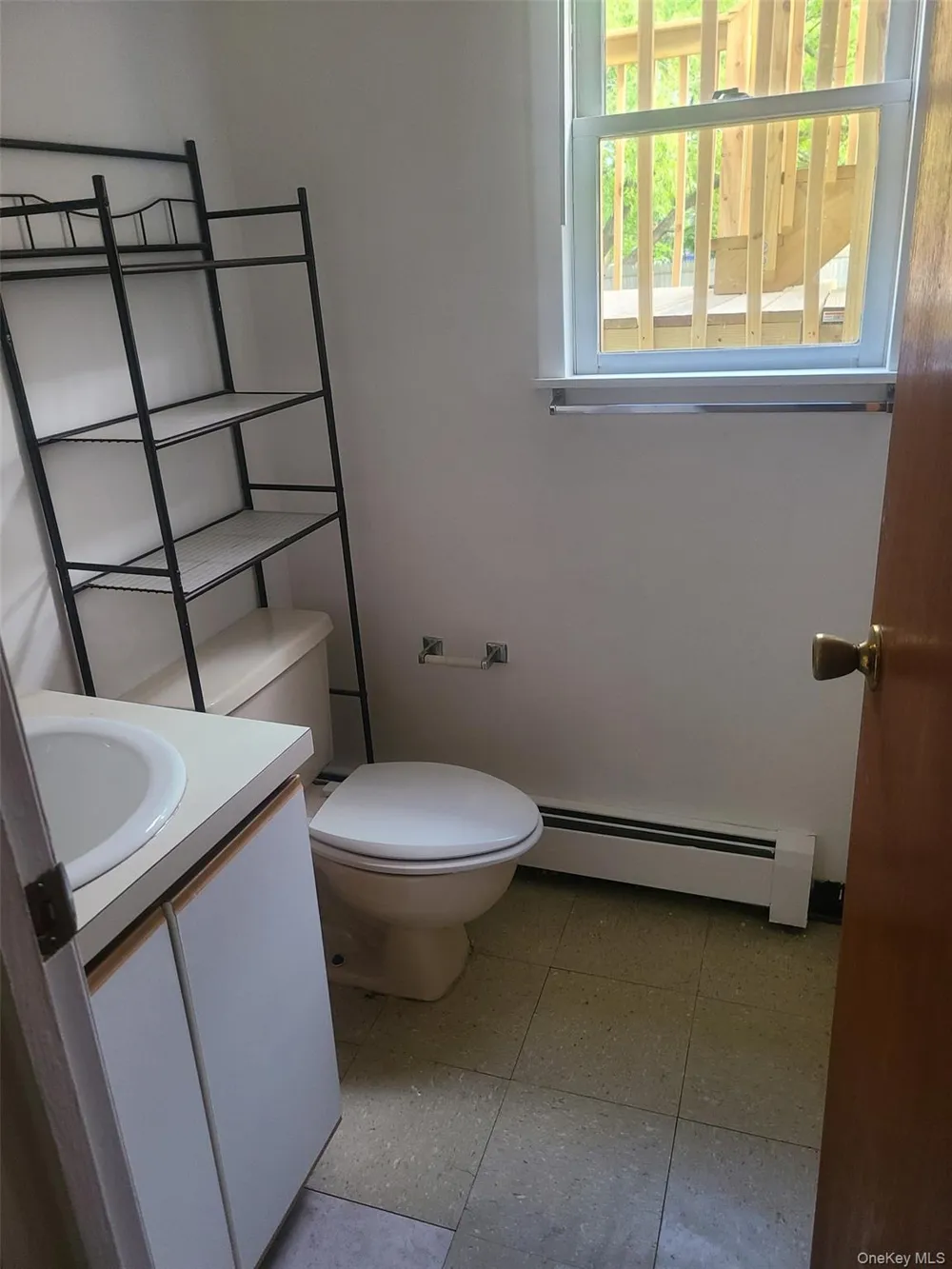 4 E Walnut Street #Floor 1 Central Islip, NY 11722