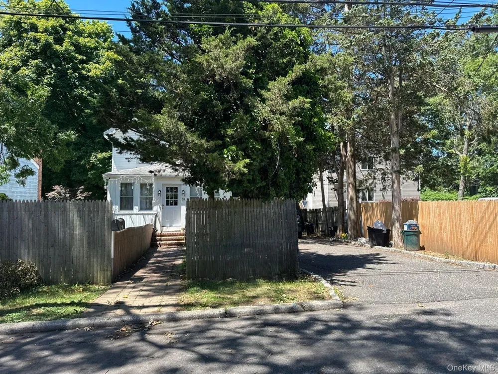 55 9th Avenue Huntington Station, NY 11746