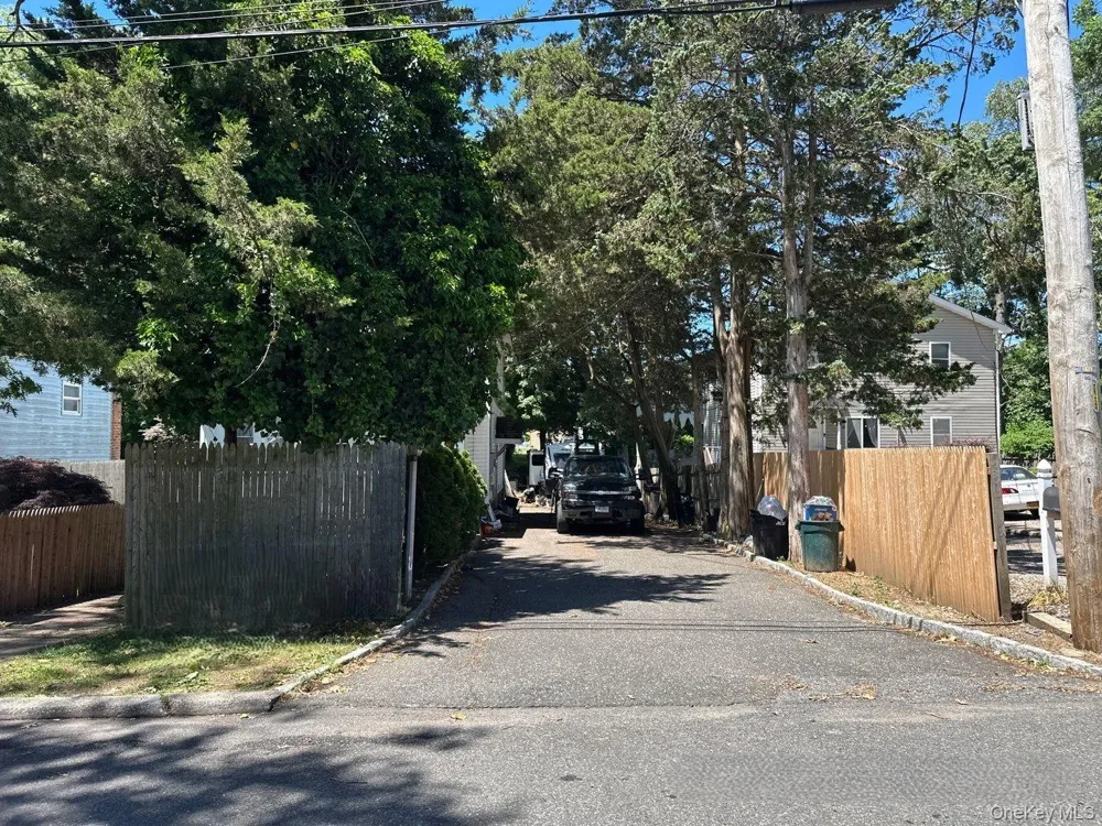 55 9th Avenue Huntington Station, NY 11746