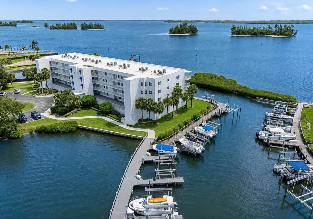 6005 River Run Drive Sebastian, FL 32958