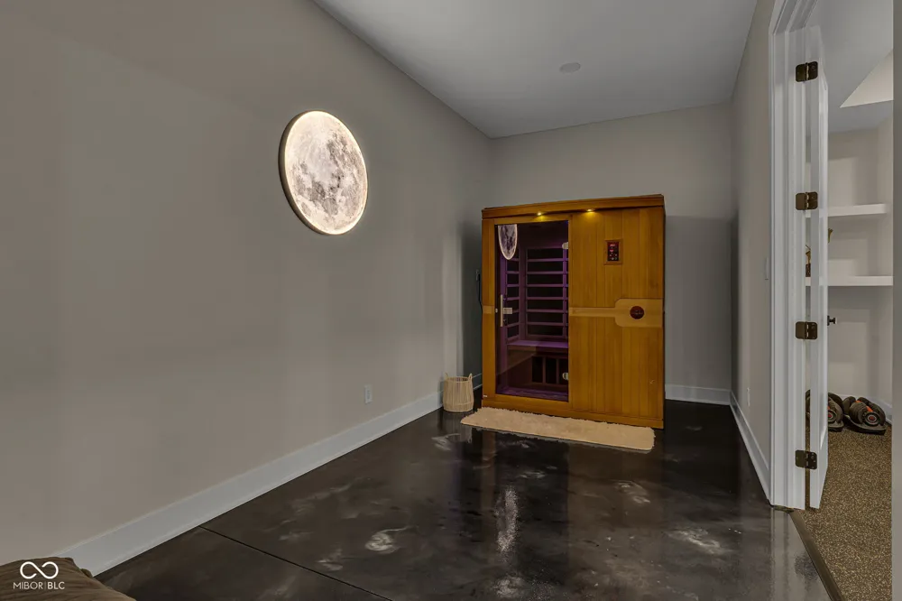 3995 Chapel Hill Court Bargersville, IN 46106