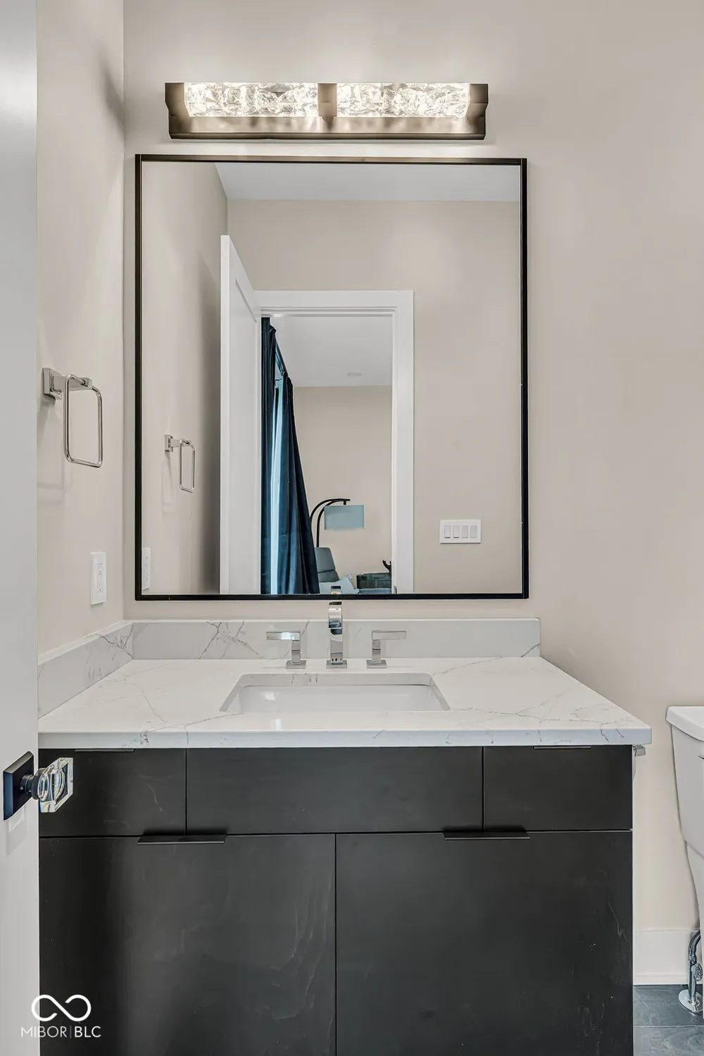 3995 Chapel Hill Court Bargersville, IN 46106