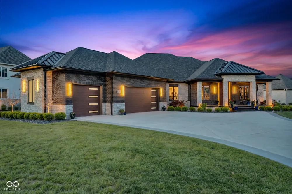 3995 Chapel Hill Court Bargersville, IN 46106