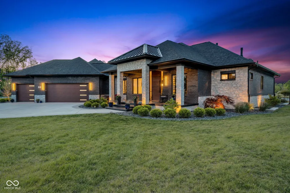 3995 Chapel Hill Court Bargersville, IN 46106