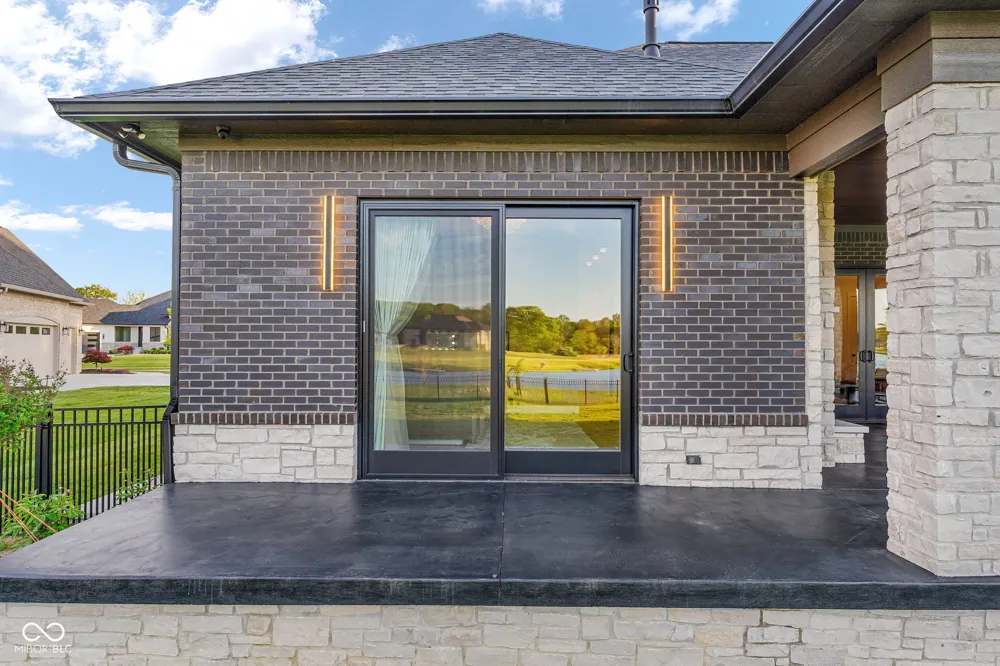 3995 Chapel Hill Court Bargersville, IN 46106