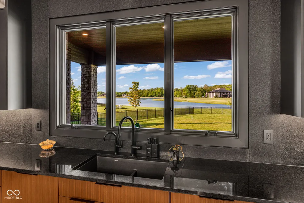 3995 Chapel Hill Court Bargersville, IN 46106