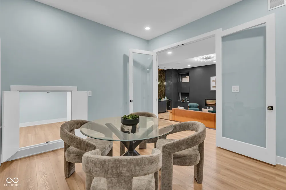3995 Chapel Hill Court Bargersville, IN 46106