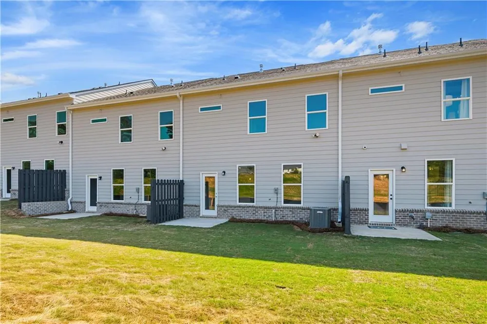3637 Donovan Circle Loganville, GA 30052