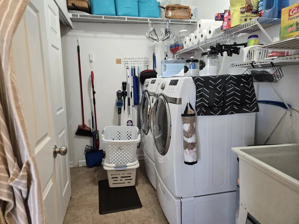 4617 Rainbow Row Greenwood, IN 46143