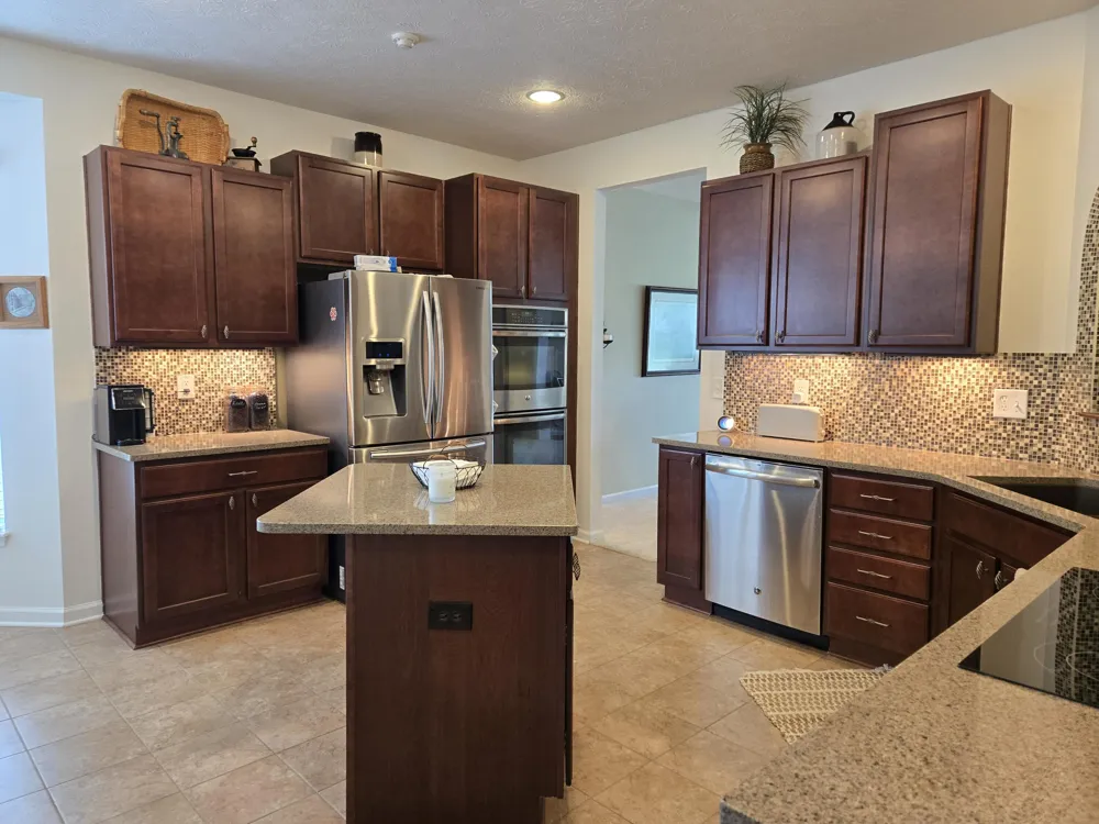 4617 Rainbow Row Greenwood, IN 46143