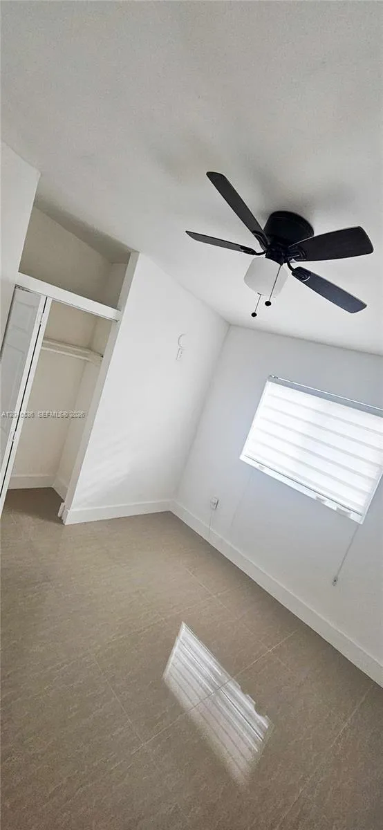 4211 SW 38th St West Park, FL 33023