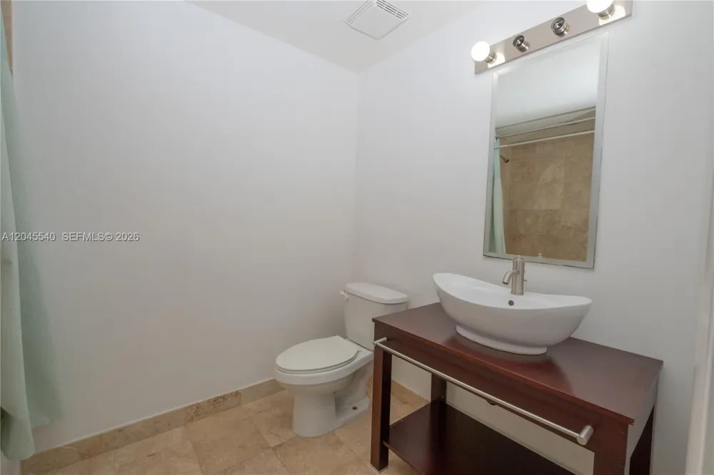 350 S Miami Ave #306 Miami, FL 33130