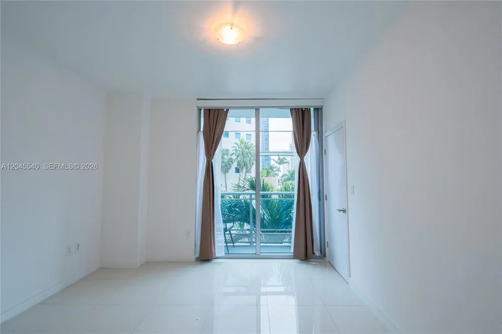 350 S Miami Ave #306 Miami, FL 33130