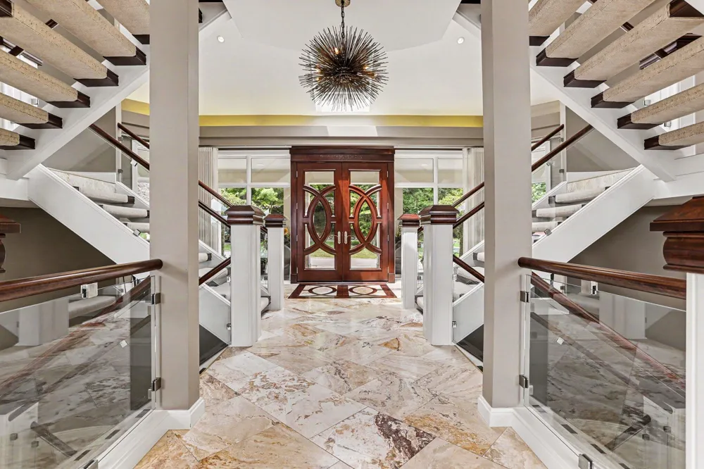 7405 Hidden Cove Place Kalamazoo, MI 49009