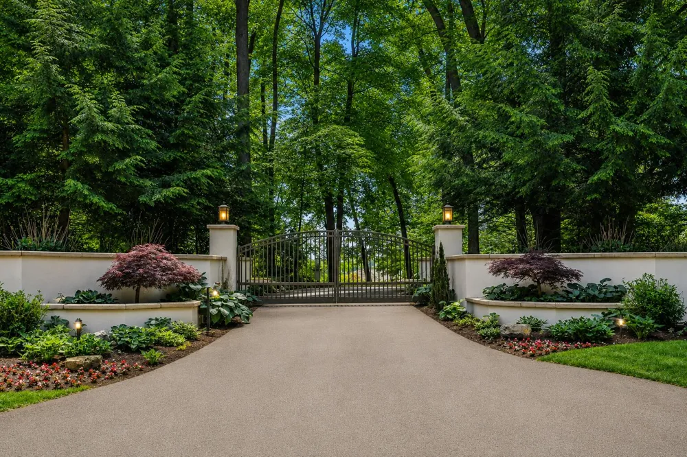 7405 Hidden Cove Place Kalamazoo, MI 49009