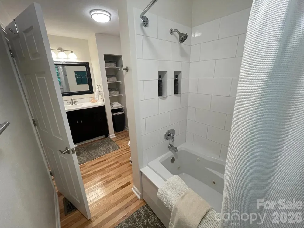 700 Norton Fork Road Hot Springs, NC 28743