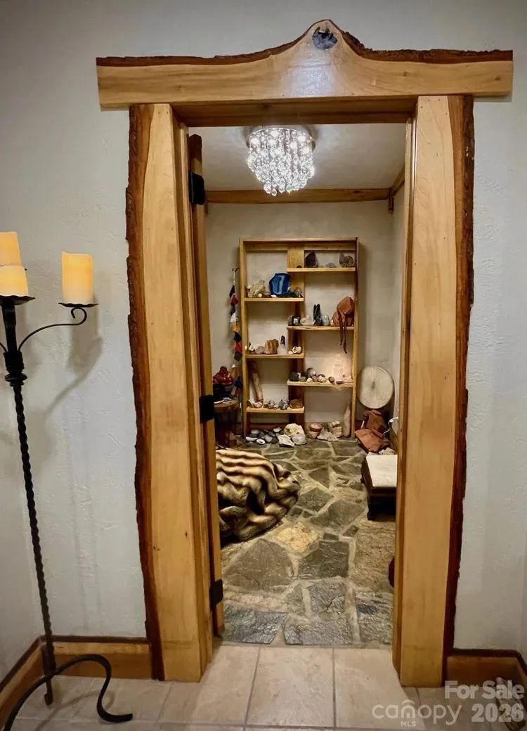 700 Norton Fork Road Hot Springs, NC 28743