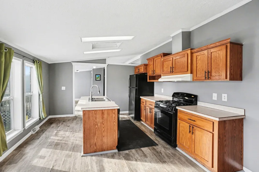 9137 Pine Lake Court West Olive, MI 49460