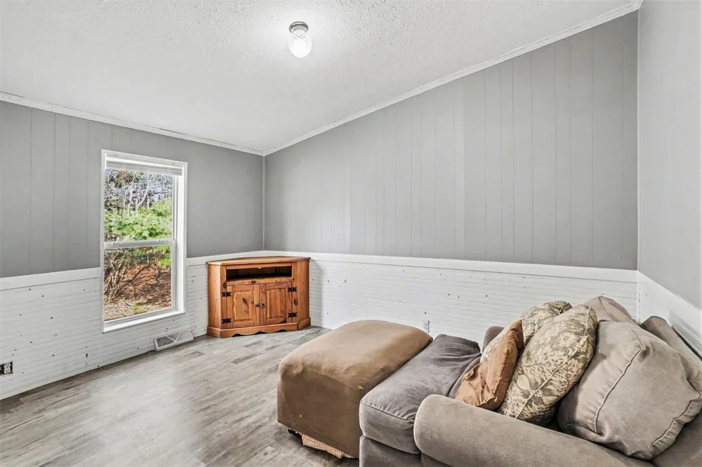 9137 Pine Lake Court West Olive, MI 49460