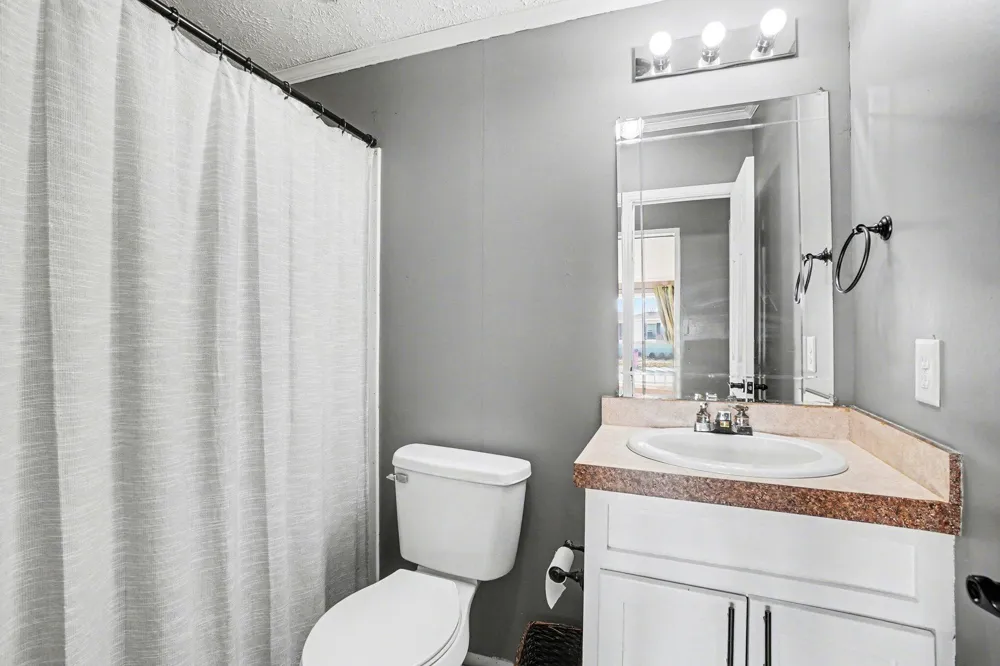 9137 Pine Lake Court West Olive, MI 49460