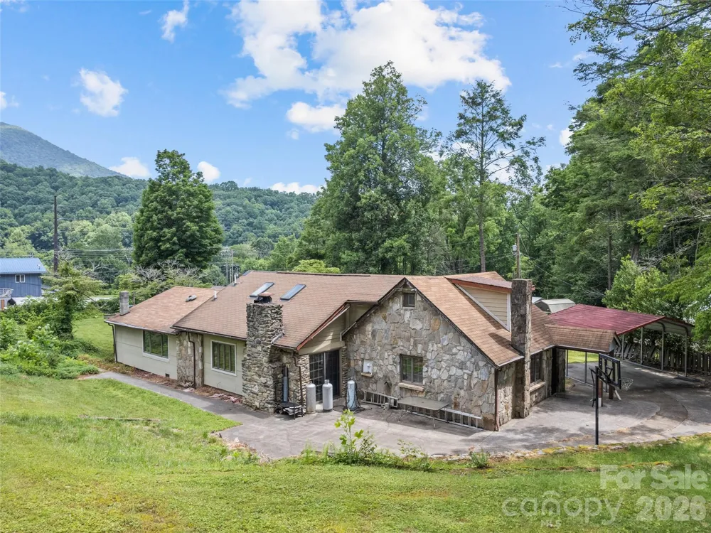 64 Turner Branch Maggie Valley, NC 28751