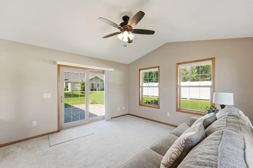1703 8th Avenue Princeton, MN 55371
