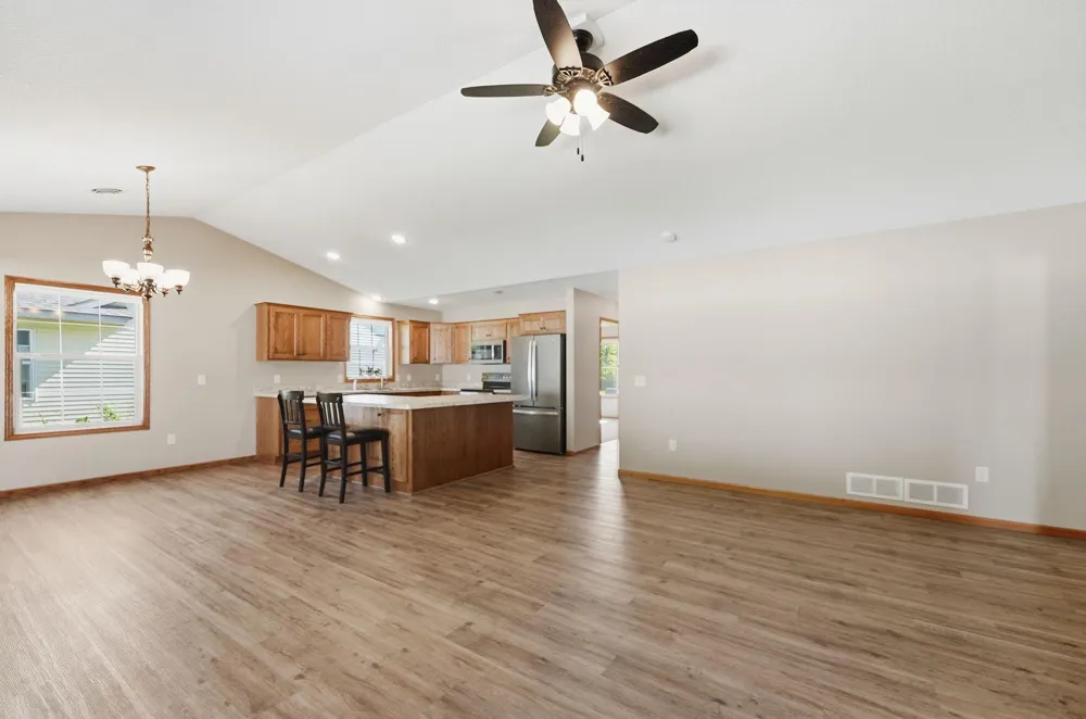 1703 8th Avenue Princeton, MN 55371