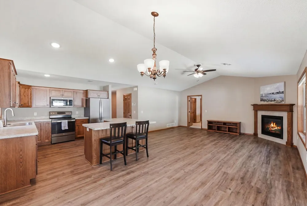 1703 8th Avenue Princeton, MN 55371