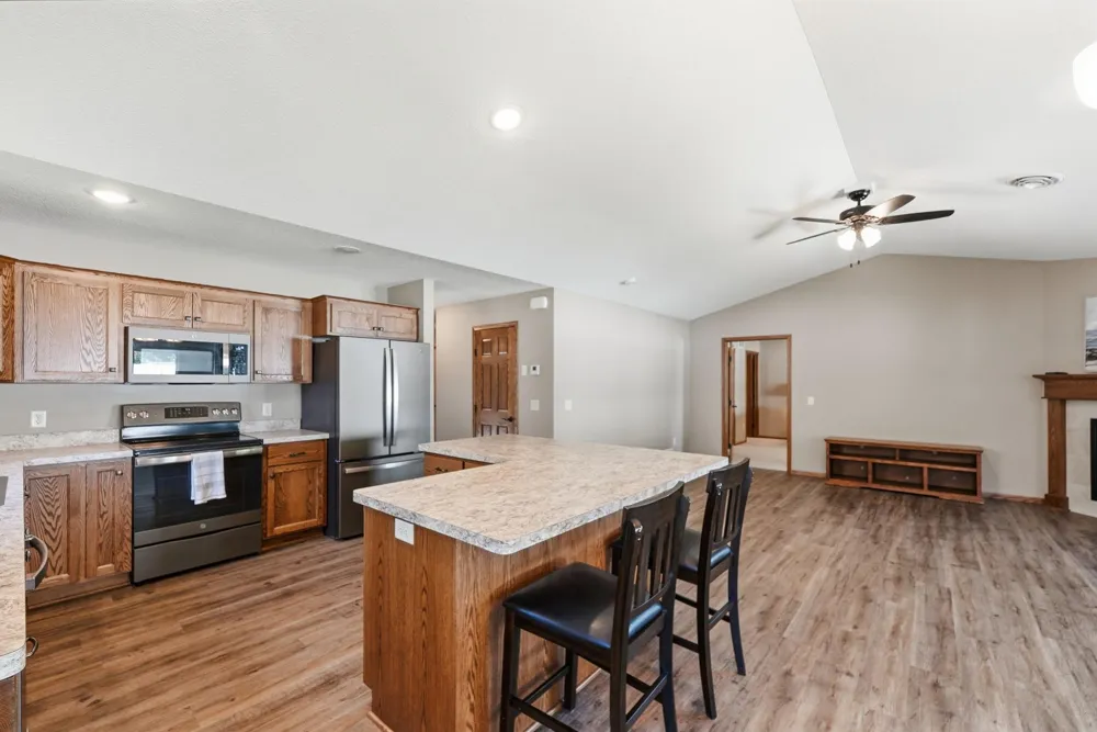 1703 8th Avenue Princeton, MN 55371