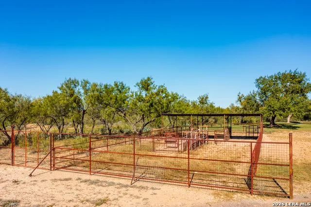 5529 FM 140 Uvalde, TX 78801