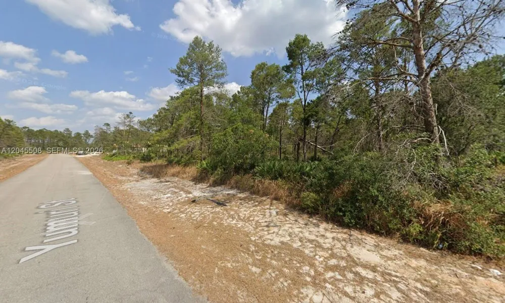 7711 Yumuri St Sebring, FL 33872