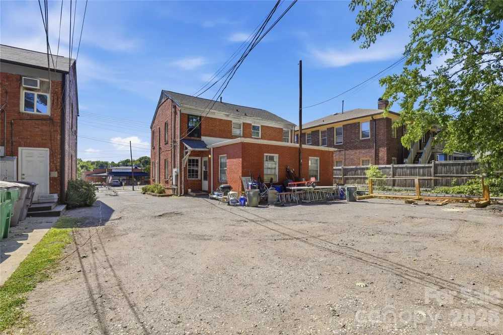 2213-2219 Park Road #27/28 Charlotte, NC 28203
