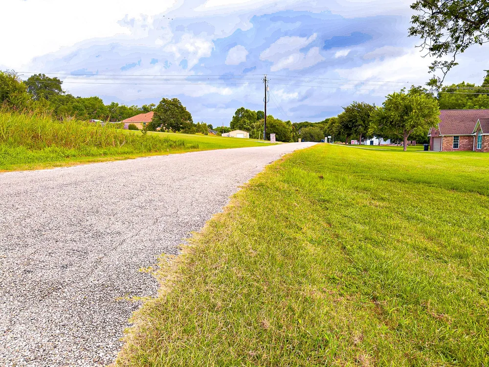 2583 Karen Lane Brenham, TX 77833