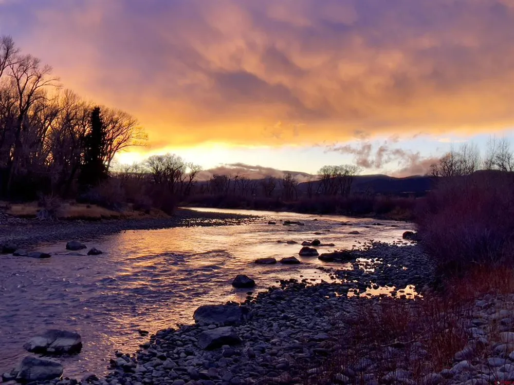 70 Expedition Drive South Fork, CO 81154