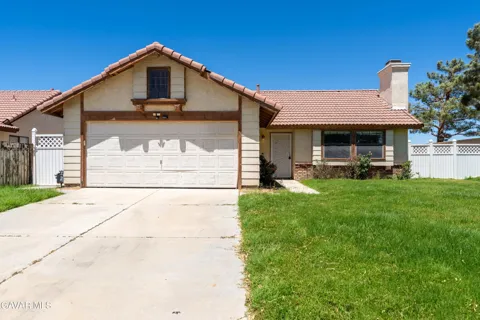 4361 E Avenue Q11