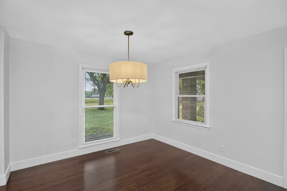 647 52 E Highway E Portland, TN 37148