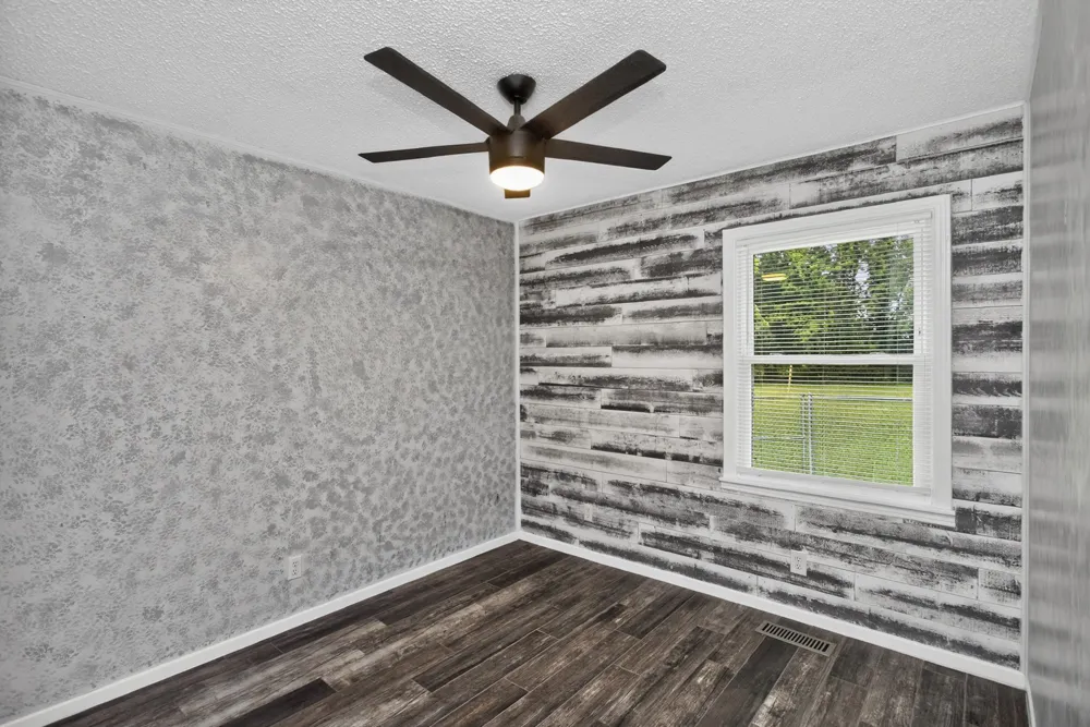 647 52 E Highway E Portland, TN 37148