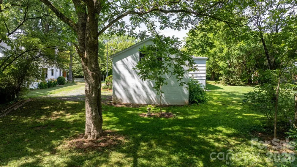 608 1st Street W Conover, NC 28613