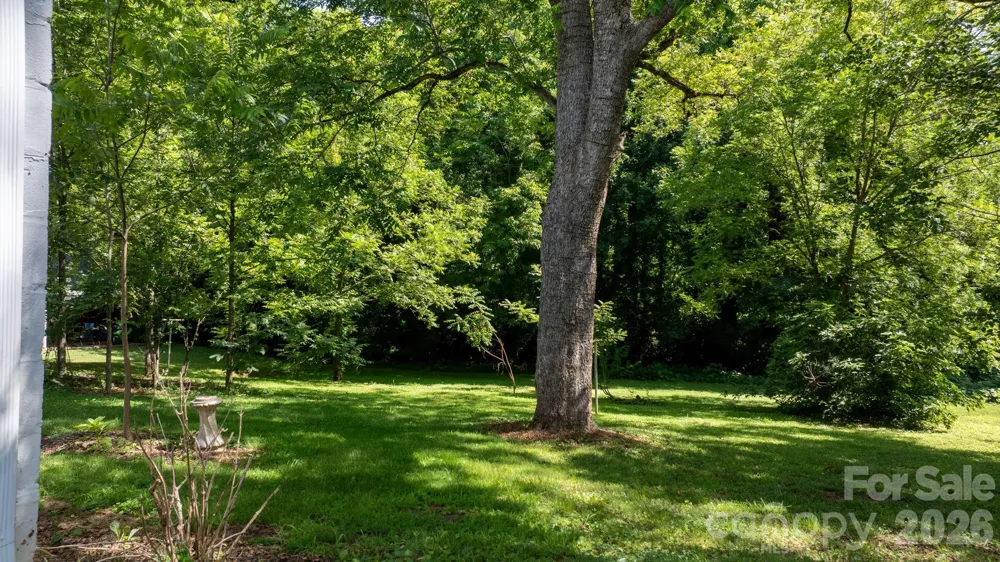 608 1st Street W Conover, NC 28613